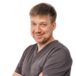 Нюхлов Евгений Сергеевич